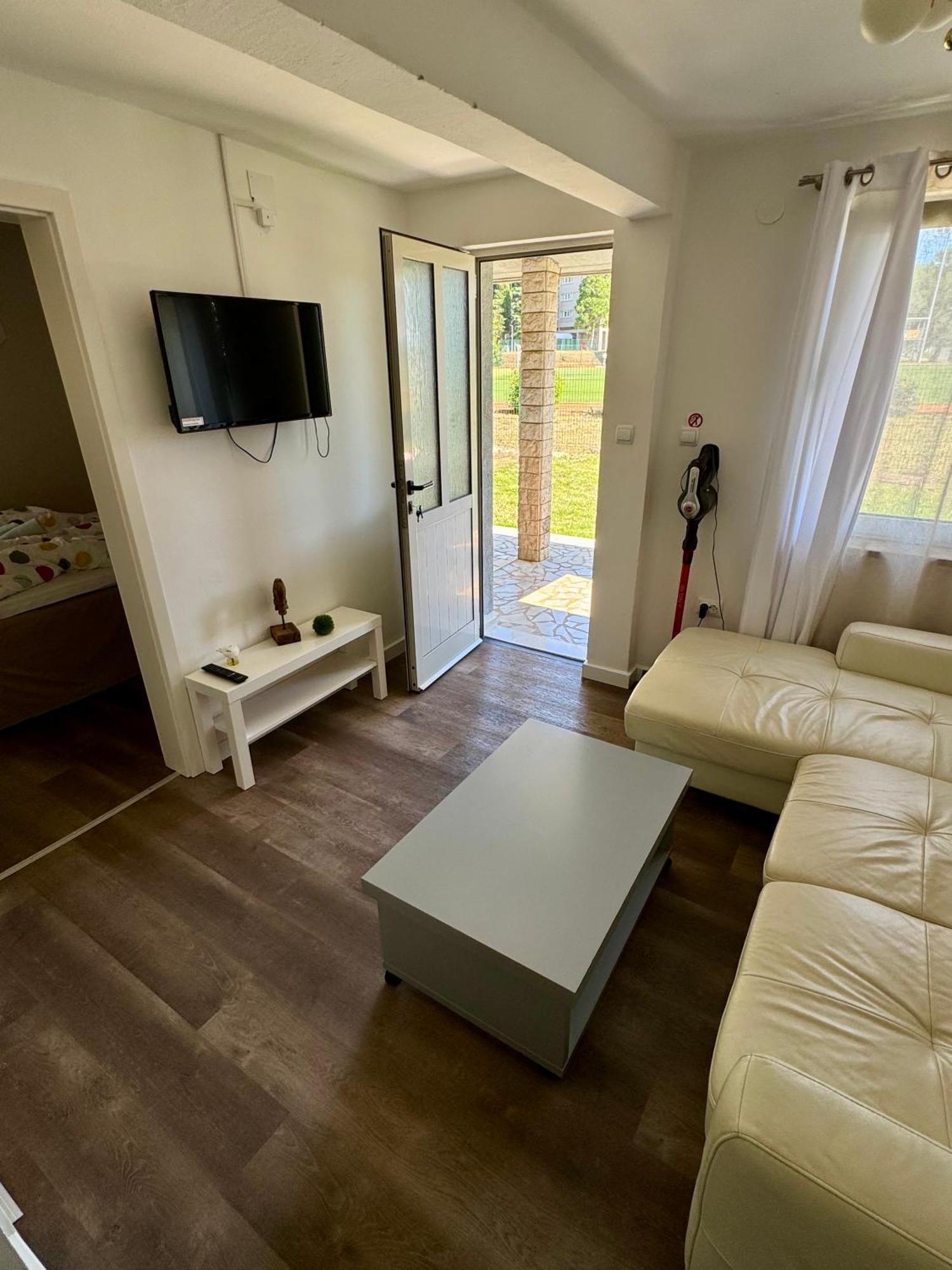 Enna Apartment B Meerblick Perfect Location Medulin Eksteriør bilde
